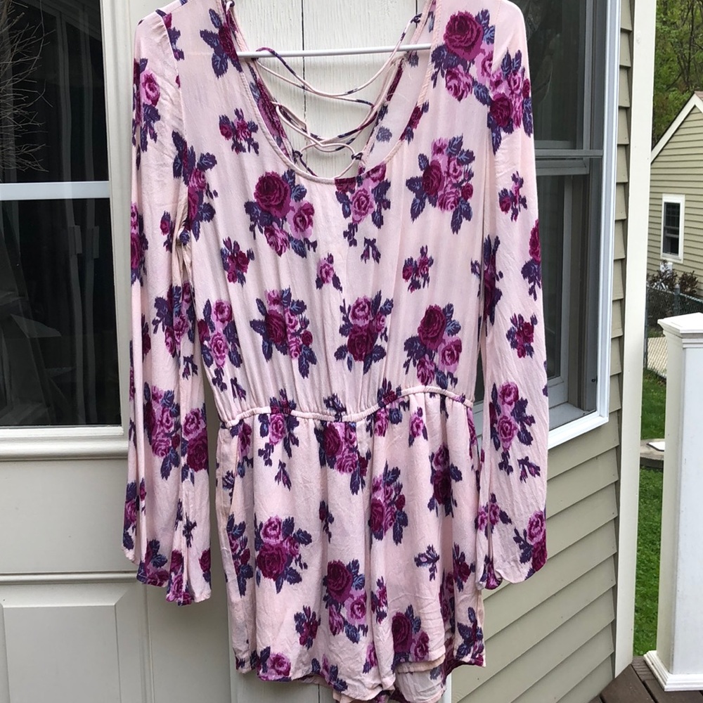 Romper - Picture 2 of 6